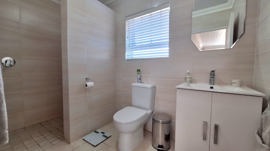 3 Bedroom Property for Sale in Stilbaai Wes Western Cape